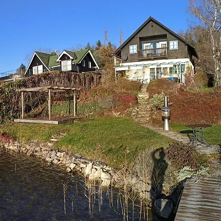 Seehaus Traumhaft Woerthersee 펜션