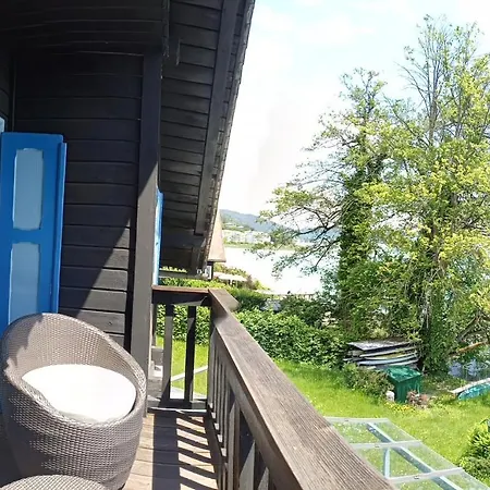 펜션 Seehaus Traumhaft Woerthersee Tiebitsch